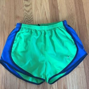 Nike women’s shorts